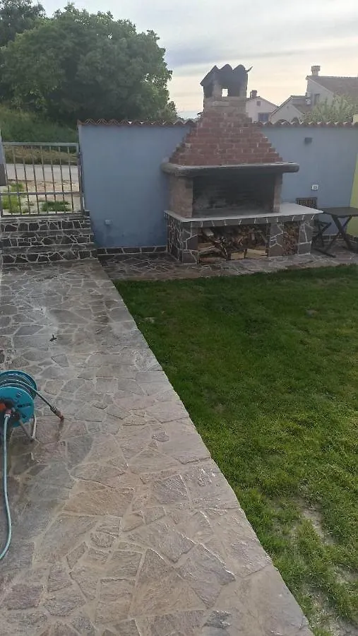 Caveromane Pula Apartmán