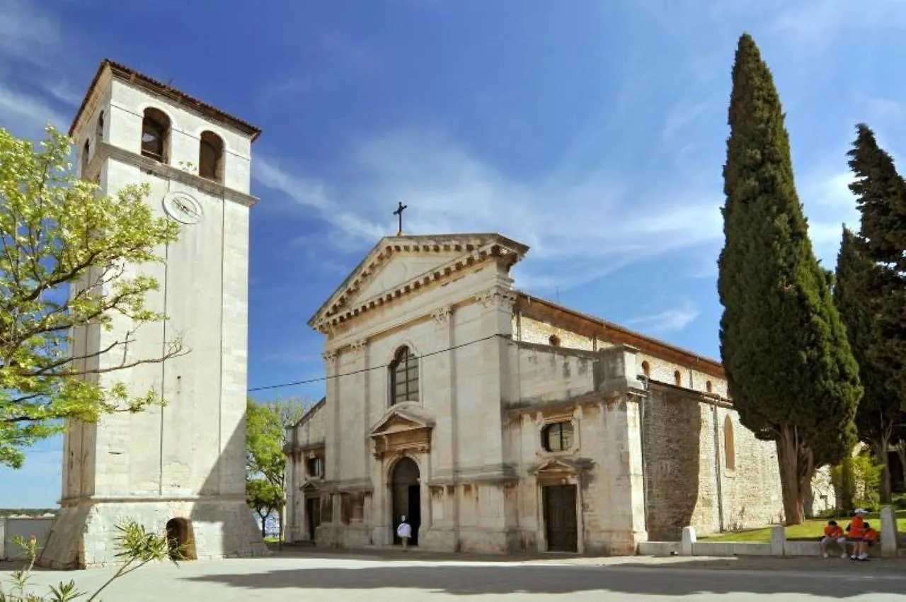 Caveromane Pula